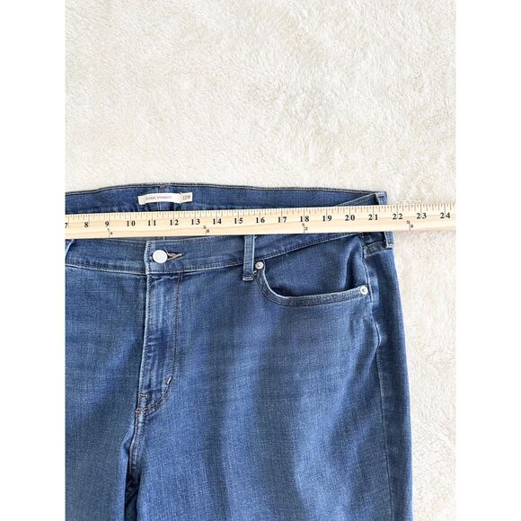 Levi's Jeans Womens Plus Size 22W Blue Wash Mid Rise Straight Denim - Picture 10 of 12